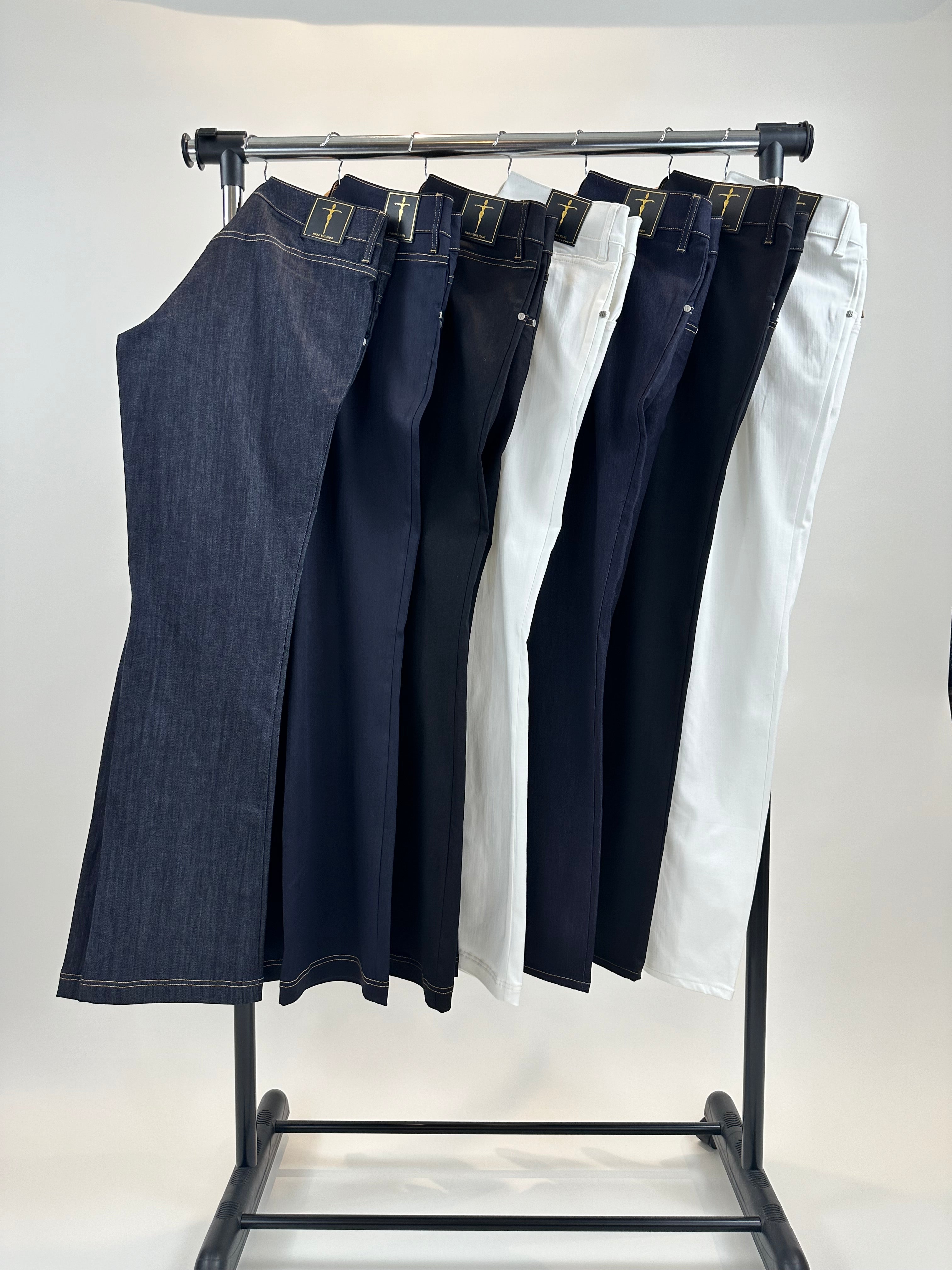 5 Denim Trends Dominating 2025 (and the Must-Haves You’ll Want Now)